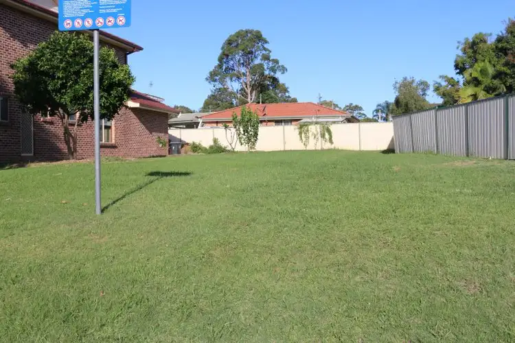 8 Sara Jane Close, Kanwal NSW 2259