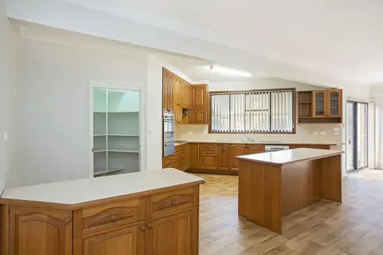 2 Jacob King Place, Emu Plains NSW 2750