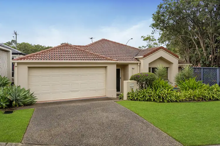 14 Tipuana Close, Carindale QLD 4152