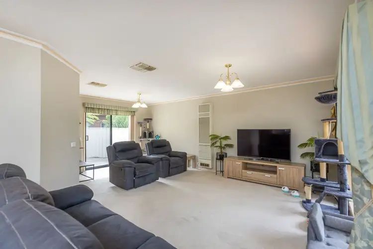 Second view of Homely unit listing, 25 Bowyer Pl (Norris Park), Lavington NSW 2641