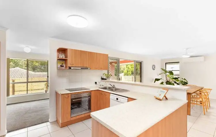 30 Carisbrook Court, Little Mountain QLD 4551