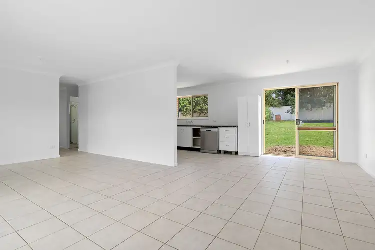 Sixth view of Homely house listing, 8 Macquarie Street, Boronia Heights QLD 4124