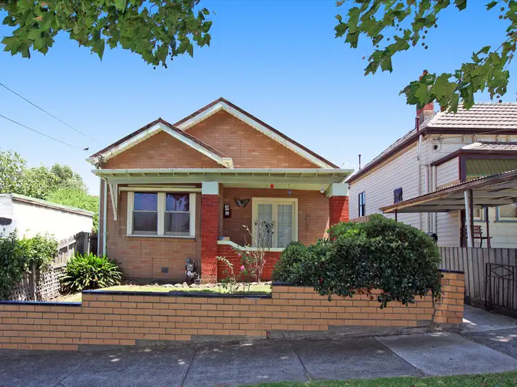 1 Clarendon St, Coburg VIC 3058