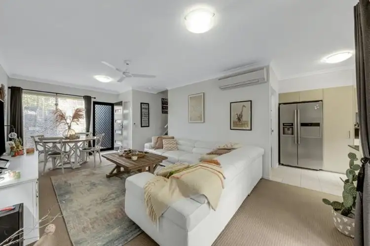 Fifth view of Homely unit listing, 31/2 Ringuet Close, Glen Eden QLD 4680