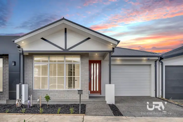 14 Callicoma Street, Mickleham VIC 3064