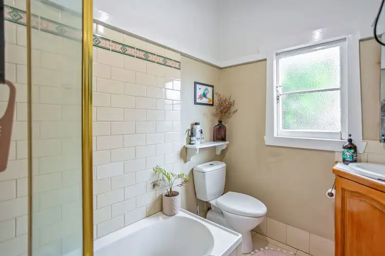 Sixth view of Homely house listing, 1/156 Dawson Street, Brunswick West VIC 3055