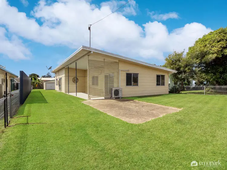 25 Horrie Twiner Street, Keppel Sands QLD 4702