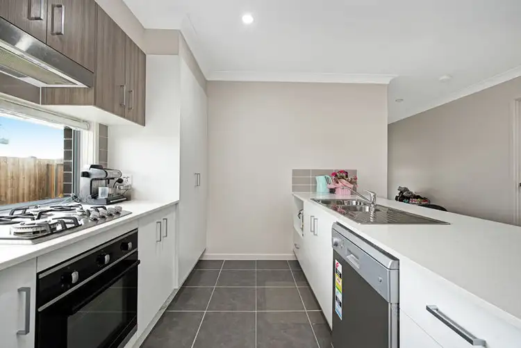 Fifth view of Homely unit listing, 2/176 Handley Street, Darling Heights QLD 4350