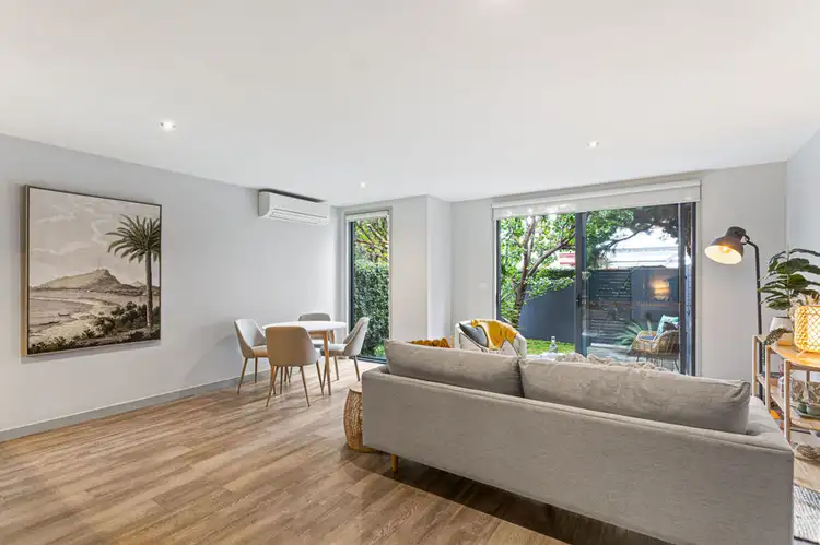Sixth view of Homely apartment listing, 2/260 Brunswick Road, Brunswick VIC 3056