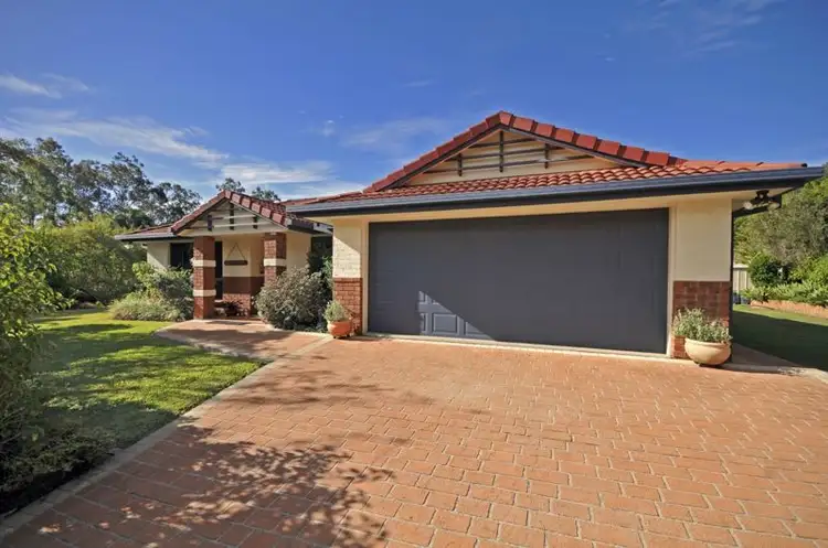 1 Firewheel Court, Eatons Hill QLD 4037