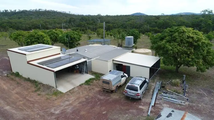 420 Matchbox Road, Deepwater QLD 4674