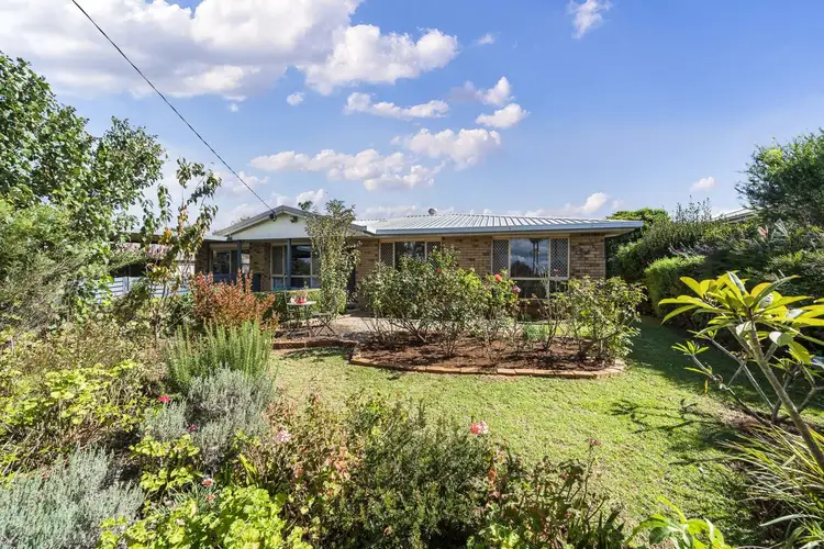 283 Greenwattle Street, Cranley QLD 4350