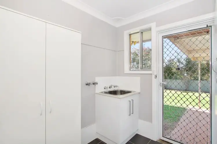 Fifth view of Homely house listing, 102 Hillvue Road, Tamworth NSW 2340
