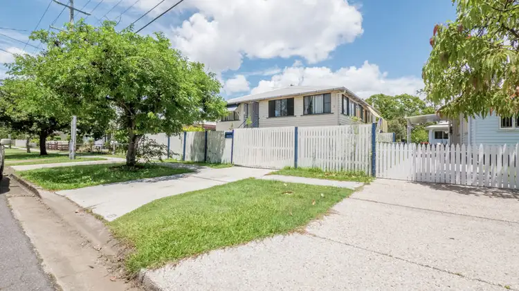 37 Henderson Rd, Deagon QLD 4017