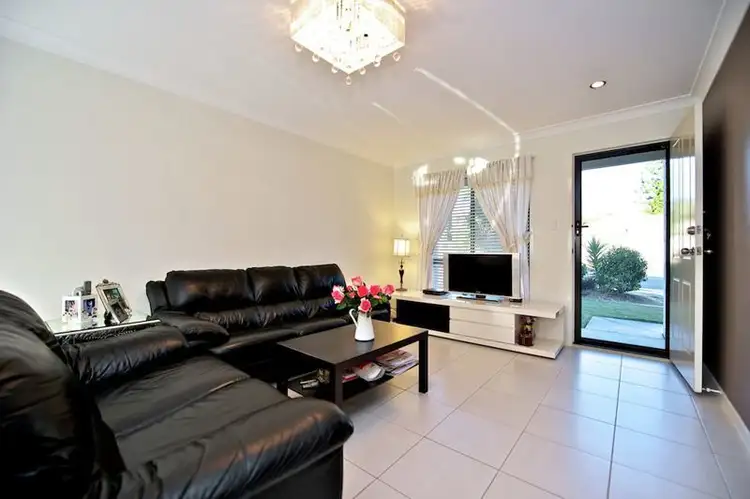 Fourth view of Homely townhouse listing, 1/8 Charnwood Street, Sunnybank Hills QLD 4109