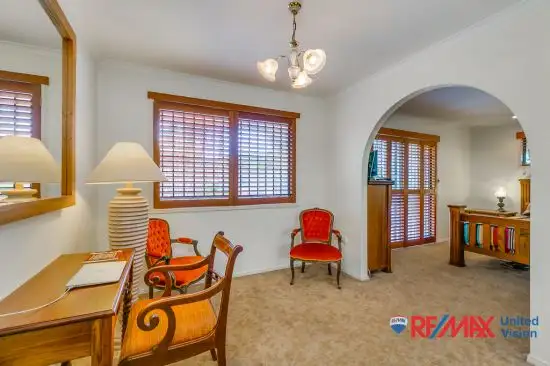 Fifth view of Homely house listing, 5 Caldicot Place, Carindale QLD 4152