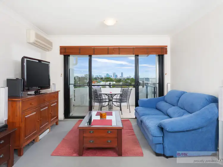Third view of Homely unit listing, 58 / 11 Kitchener Street, Coorparoo QLD 4151