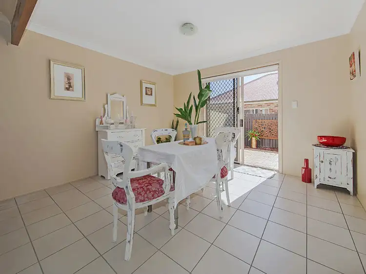 Sixth view of Homely villa listing, 2/16 Adelaide Street, Carina QLD 4152