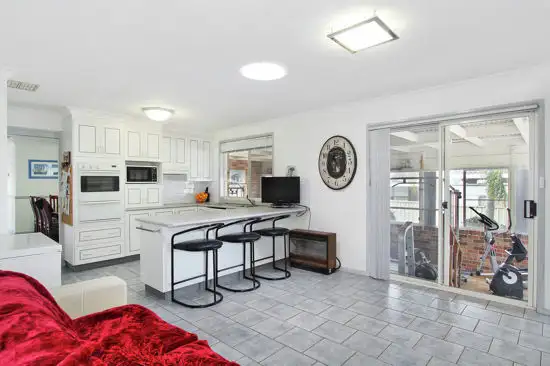 Second view of Homely house listing, 5 Craigends Place, Tamworth NSW 2340