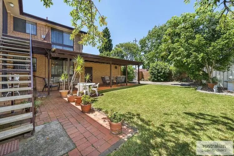 2 Sammut Crescent, Chipping Norton NSW 2170