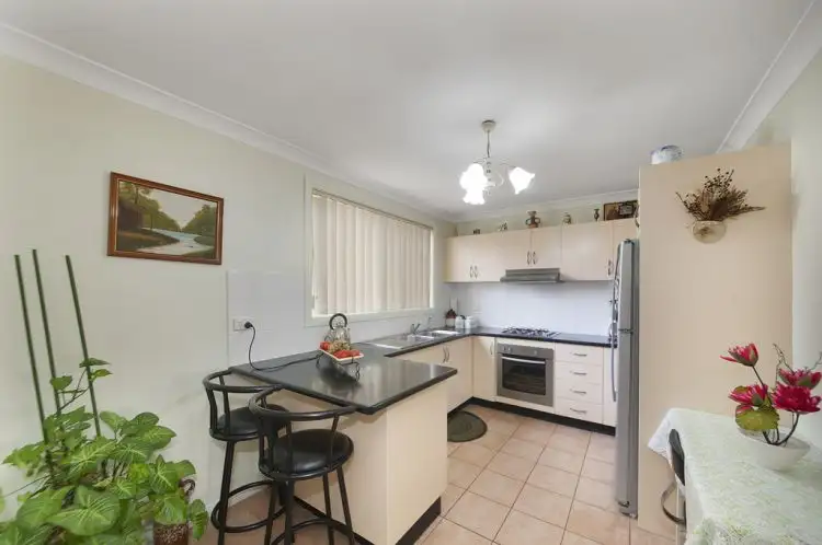 Fifth view of Homely house listing, 4 Sunrise Place, Horningsea Park NSW 2171