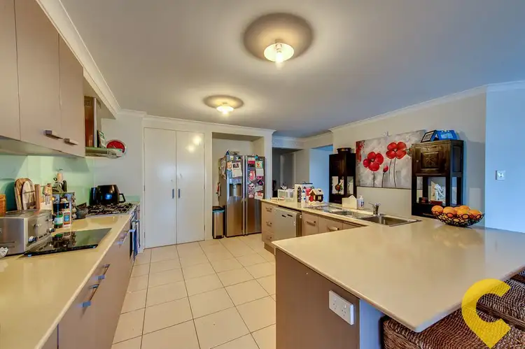 52 Parkwood Drive, Heathwood QLD 4110