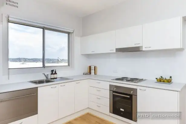 Fourth view of Homely unit listing, 2/86 Memorial Drive, Bar Beach NSW 2300