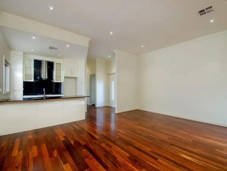 Fifth view of Homely apartment listing, 1/17 Shepherdson Road, Mount Gambier SA 5290