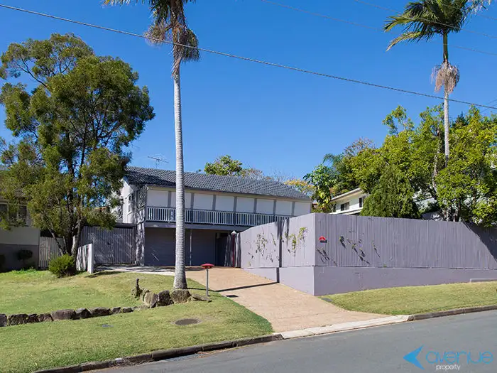 11 Loombah Crescent, Ferny Hills QLD 4055