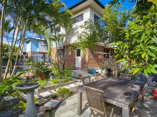 6/9 Beacon Court, Sunrise Beach QLD 4567