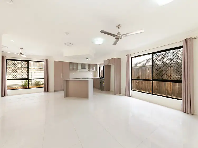 Second view of Homely house listing, 32 Sunningdale Street, Oxley QLD 4075