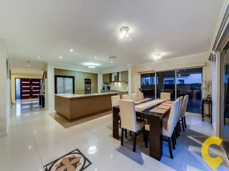 53 Sinnamon Road, Sinnamon Park QLD 4073