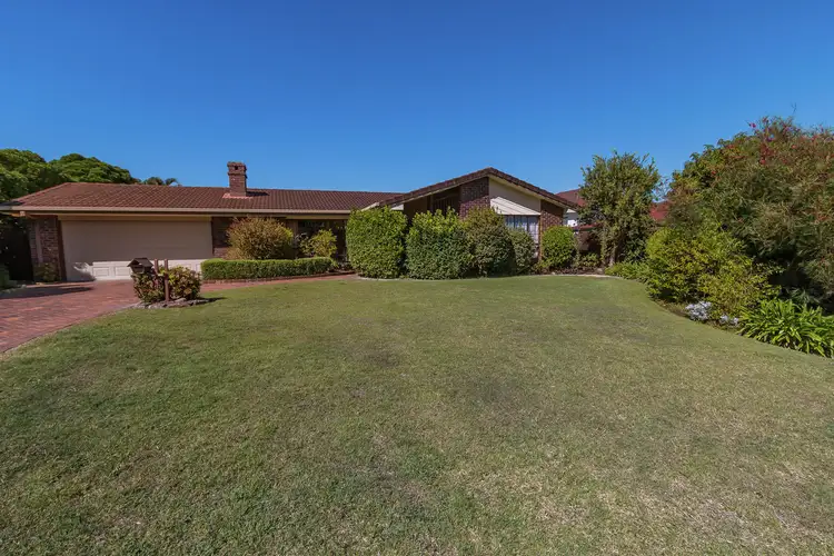 3 Crookston Court, Carindale QLD 4152