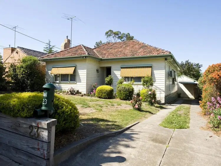 23 Parkstone Ave, Pascoe Vale South VIC 3044