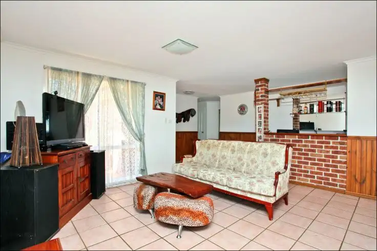 Fourth view of Homely house listing, 2 Geewan Place, Claremont Meadows NSW 2747