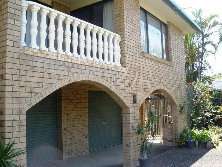 Second view of Homely house listing, 4 Leigh Ct, Alexandra Hills QLD 4161