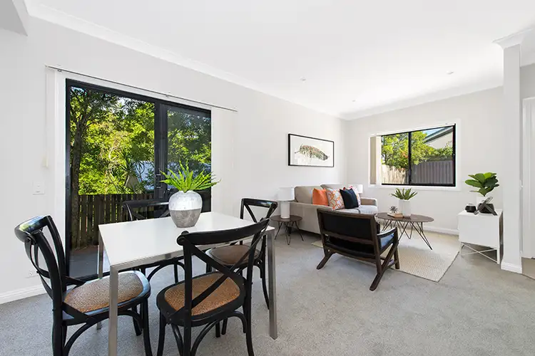 5/10 Greenlaw Street, Indooroopilly QLD 4068