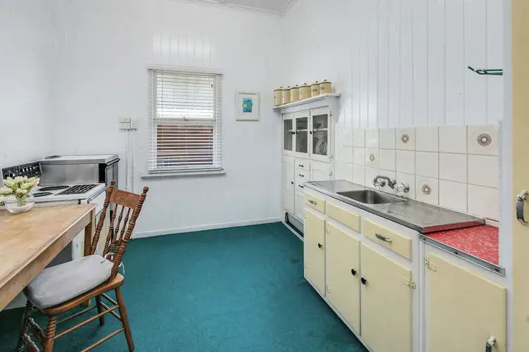 Sixth view of Homely house listing, 25 Grattan Tce, Wynnum QLD 4178