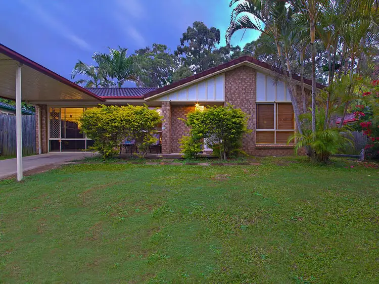 19 Burdekin Court, Hillcrest QLD 4118