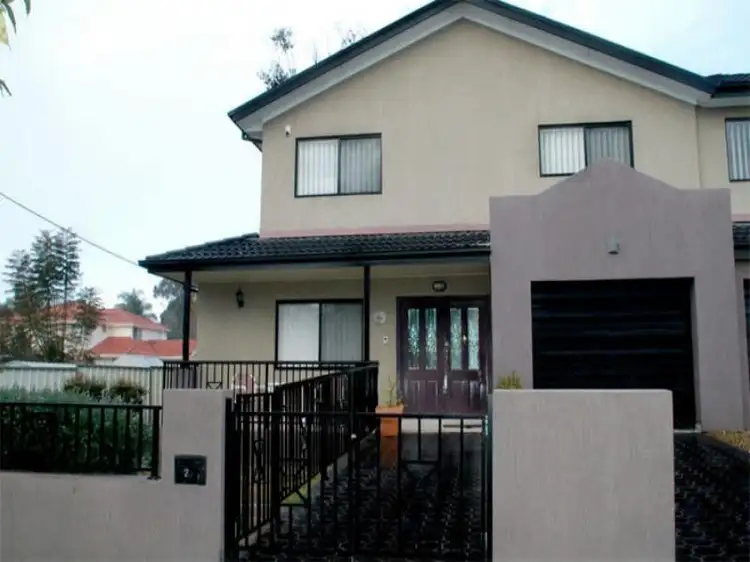 2/8 Adelaide St, Oxley Park NSW 2760