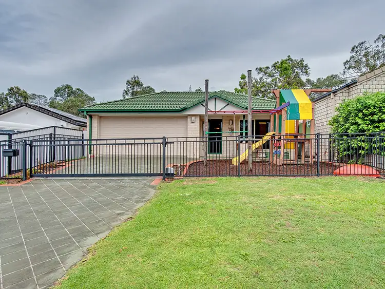 17 Ashton Way, Forest Lake QLD 4078