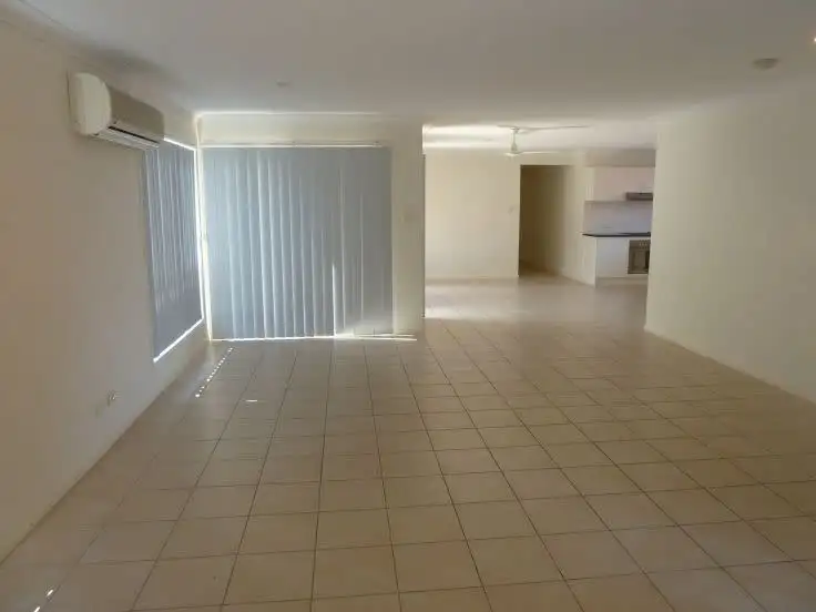 Fifth view of Homely house listing, 31 Speckled Cct, Springfield Lakes QLD 4300