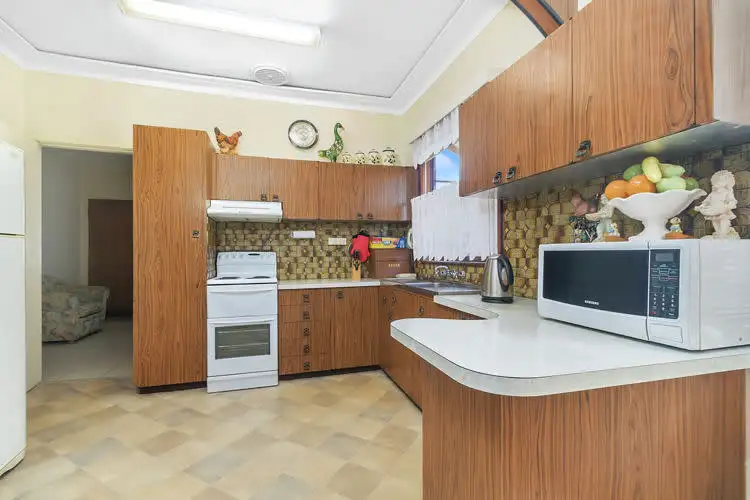 Fourth view of Homely house listing, 58 Dan Crescent, Lansvale NSW 2166