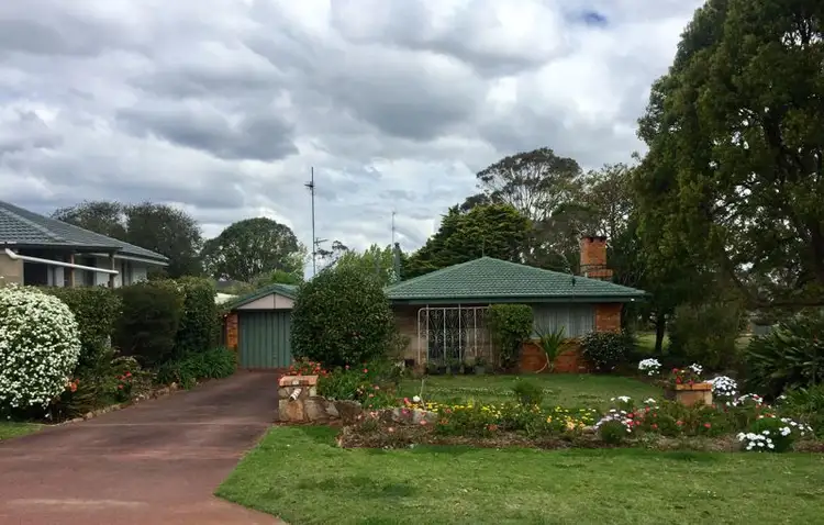 16 Parsons Street, Rangeville QLD 4350