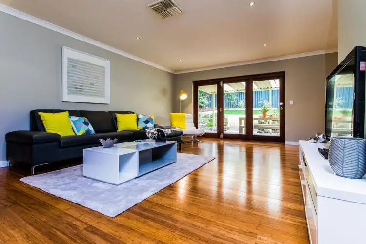 44A Todd Ave, Como WA 6152