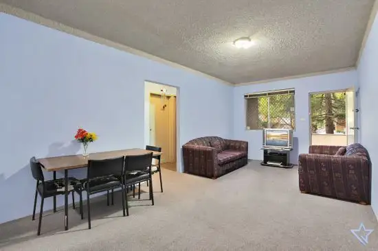 2/22 Helen Street, Westmead NSW 2145