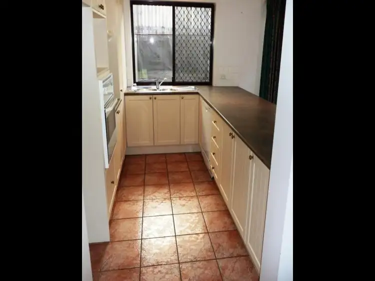 Fourth view of Homely house listing, 25 Grandview Pl, Carindale QLD 4152