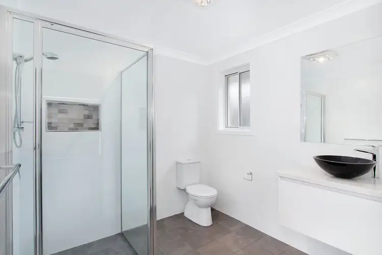 Sixth view of Homely house listing, 3 Galloway Place, Tamworth NSW 2340