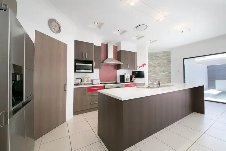Fifth view of Homely house listing, 2 Tanya Court, Wellington Point QLD 4160
