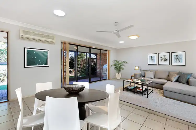 42/172 Barrier Reef Drive, Mermaid Waters QLD 4218